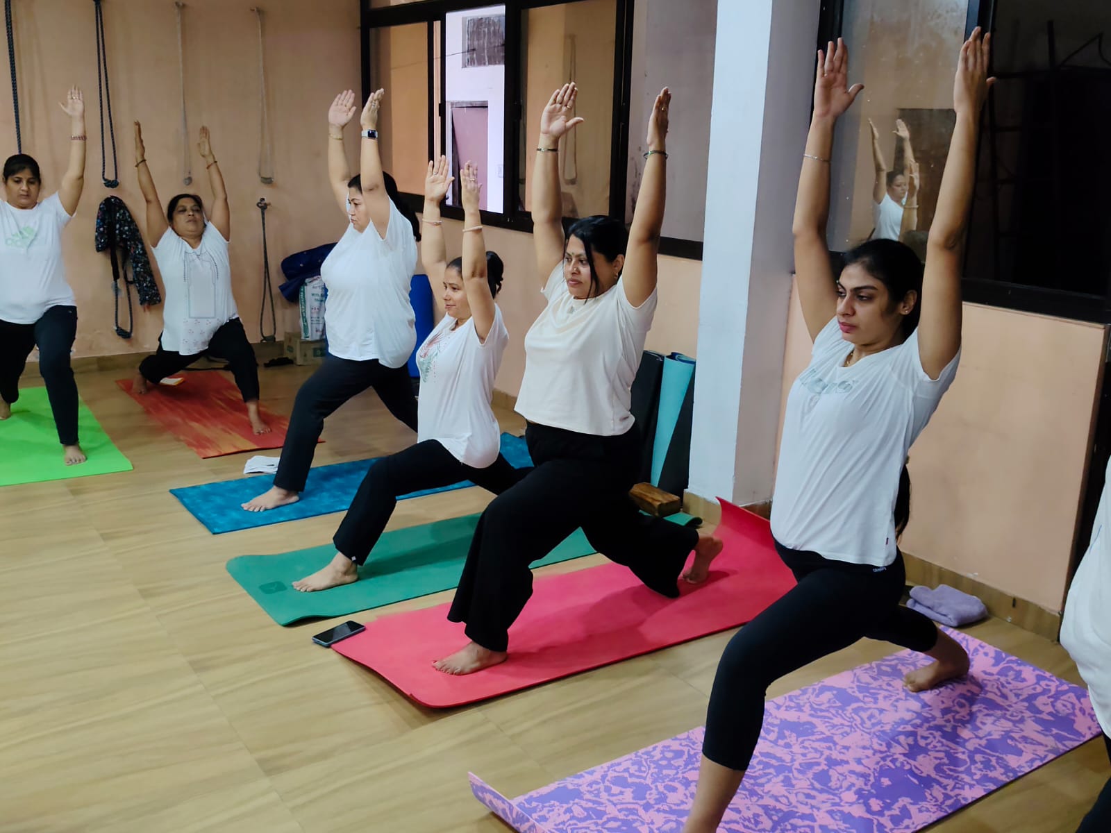 ऋषिकेश में अंतरराष्ट्रीय योग दिवस पर मनु नौटियाल ने रचा योगमय वातावरण