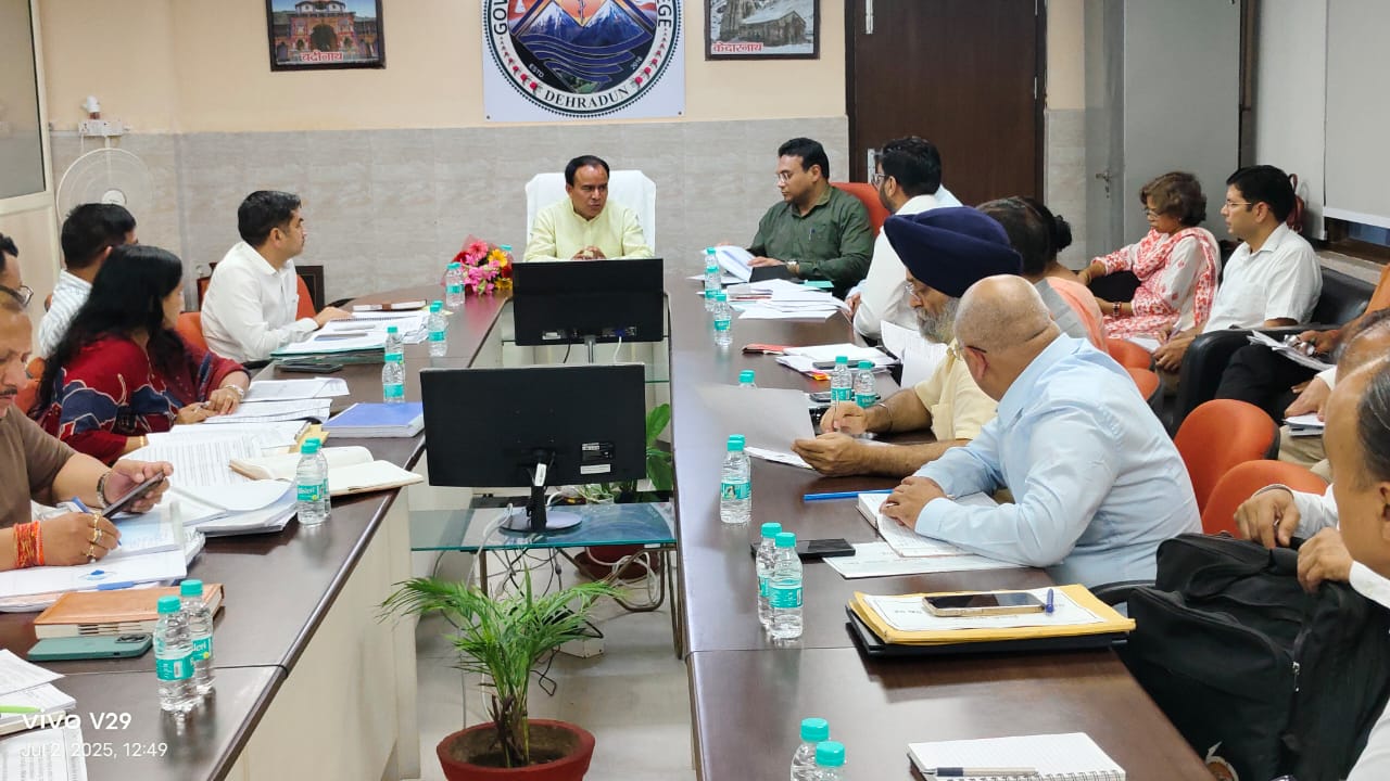 मेडिकल कॉलेजों की लागत बढ़ने पर विभागीय मंत्री नाराज,कहा, विभागीय अधिकारी नियमित रूप से करें निर्माण कार्यों की मॉनिटिरिंग,समीक्षा बैठक में निर्माण कार्य नियत समय पर पूर्ण करने के दिये निर्देश।