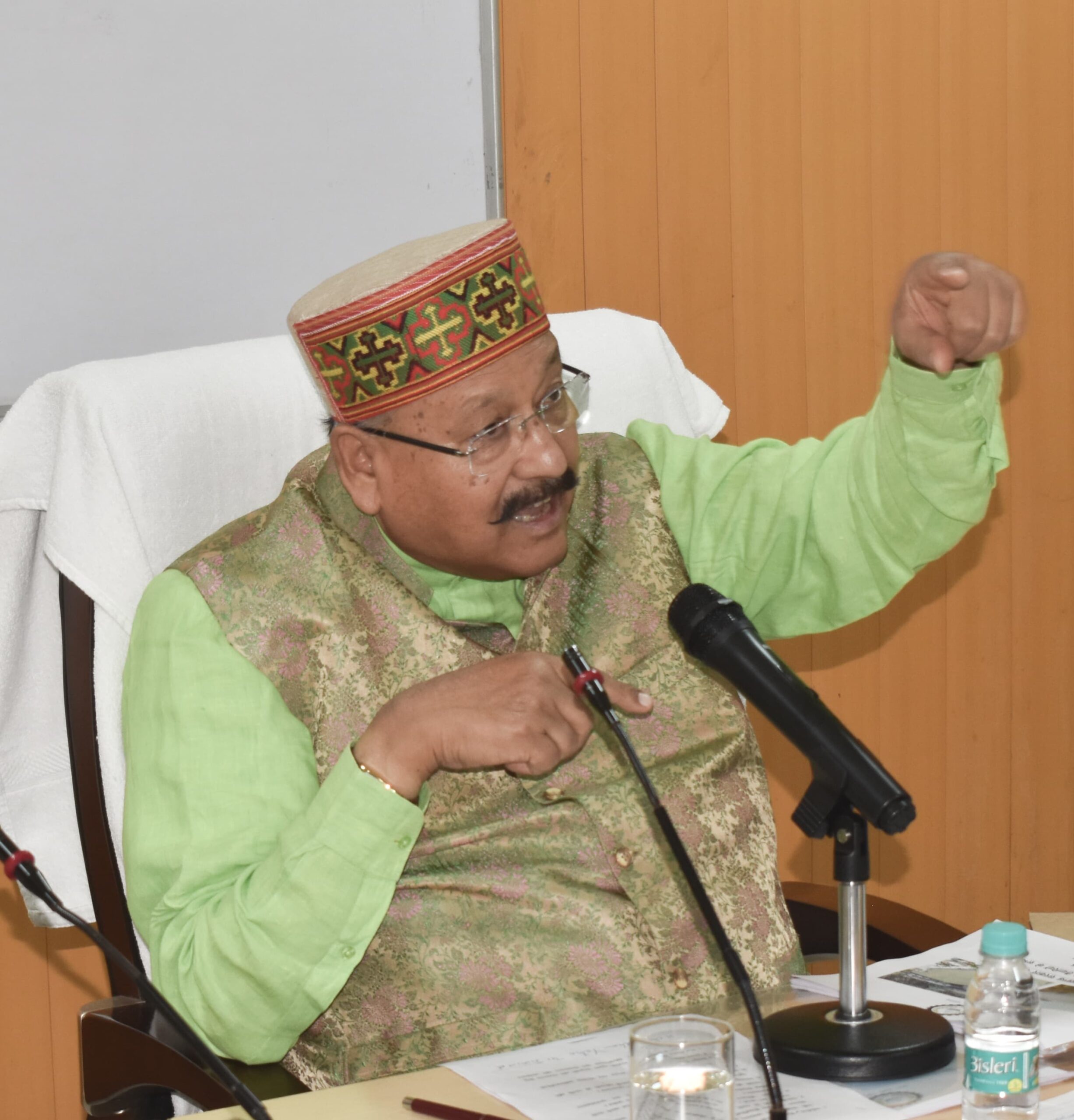 मानसून सीजन को लेकर सजग रहें विभागीय अधिकारी: महाराज,तैयारियों को लेकर लोनिवि एवं सिंचाई विभाग की समीक्षा बैठक में मंत्री ने दिये आवश्यक निर्देश।