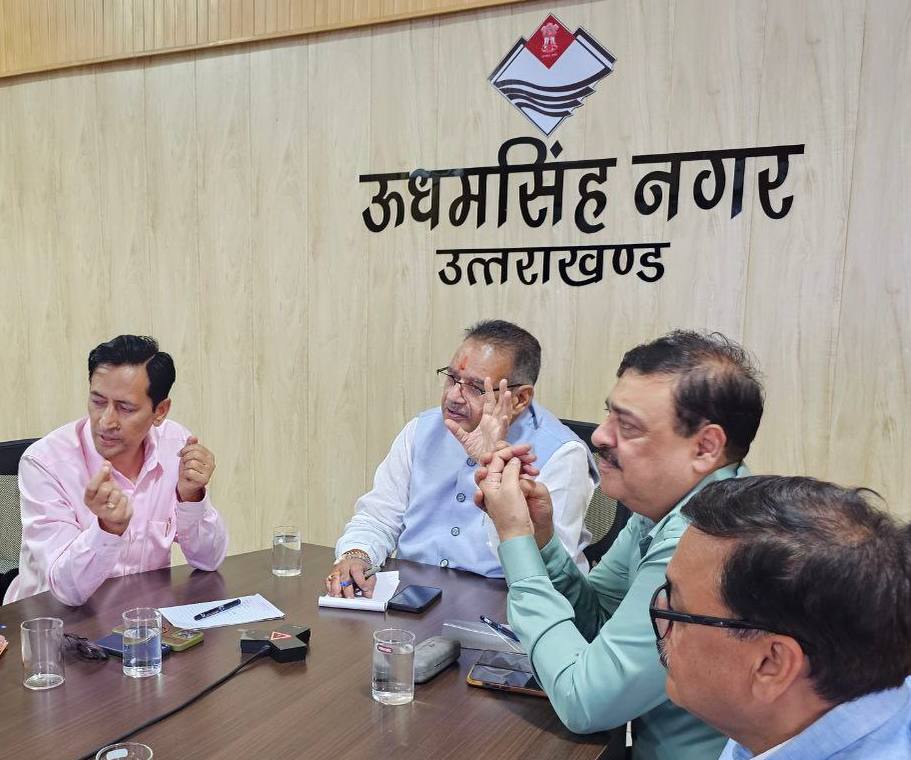 रुद्रपुर में अमित शाह के दौरे की तैयारी तेज, जनपद प्रभारी मंत्री गणेश जोशी ने की बैठक, 19 जुलाई को होगा ₹1 लाख करोड़ की ग्राउंडिंग सेरेमनी का भव्य आयोजन।
