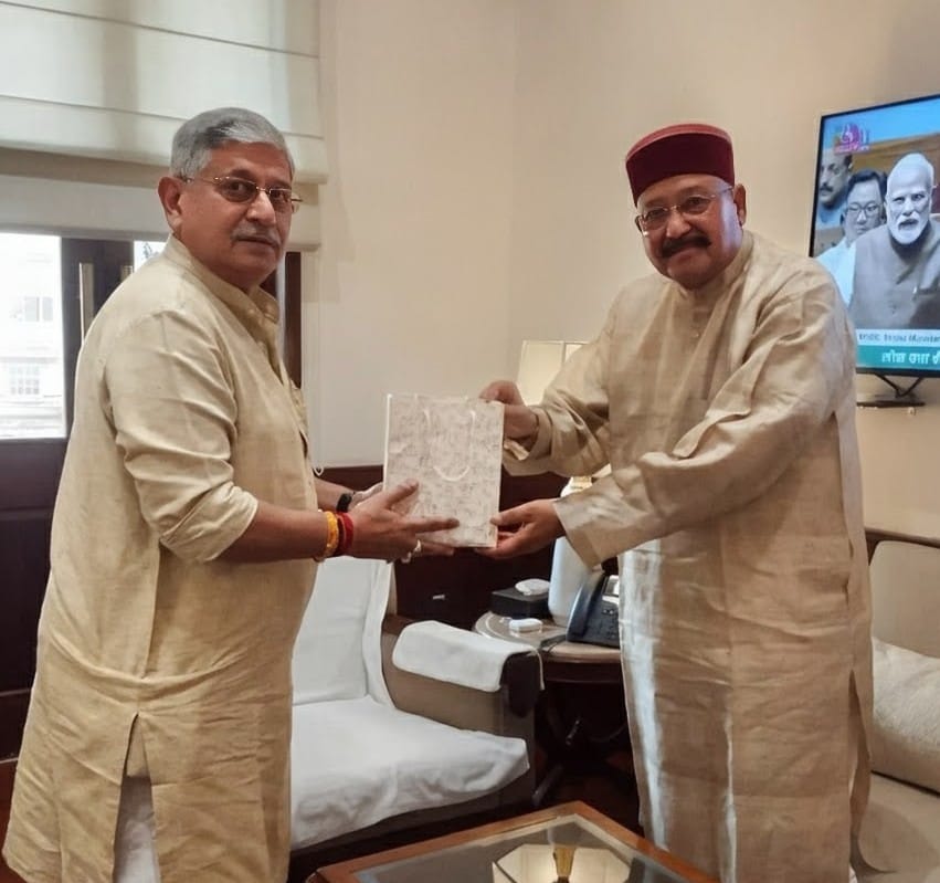 महाराज ने केन्द्रीय पंचायतीराज मंत्री से की शिष्टाचार भेंट,पंचायतों के सुद्धीकरण के लिए प्रदेश को 193.84 करोड़ देने पर जताया आभार,नवनिर्वाचित पंचायत प्रतिनिधियों को दी बधाई।