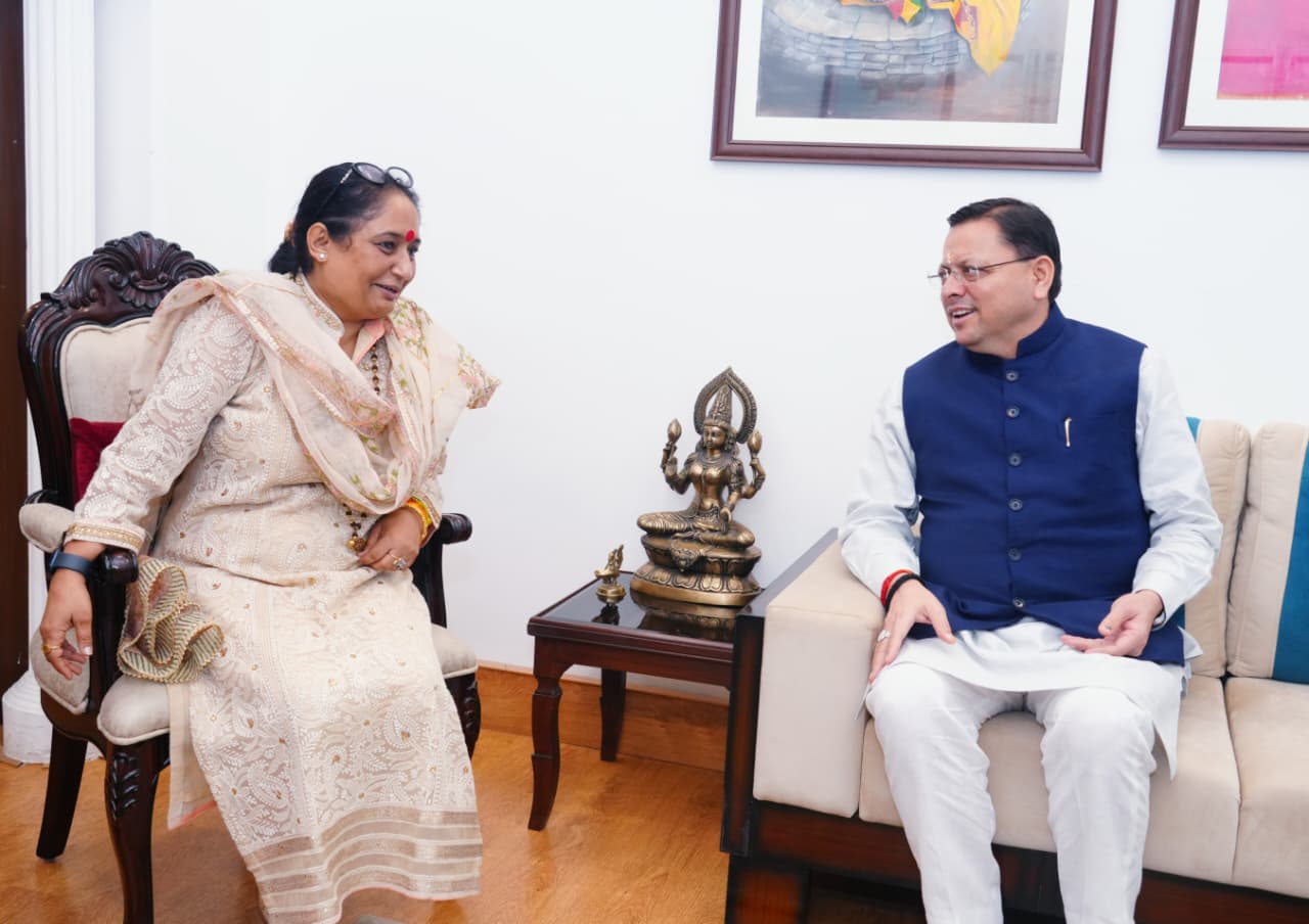 UTTARAKHAND: मुख्यमंत्री धामी ने विधानसभा अध्यक्ष से की शिष्टाचार भेंट