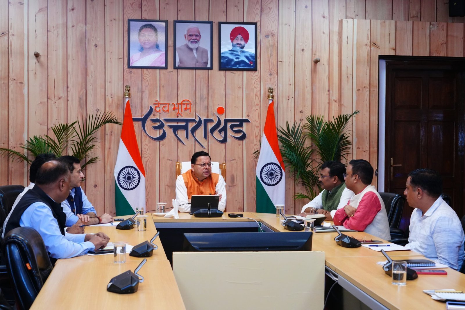 नेपाल में राजनीतिक अस्थिरता: सीएम धामी ने उत्तराखंड की सीमा पर सुरक्षा बढ़ाने के दिए निर्देश