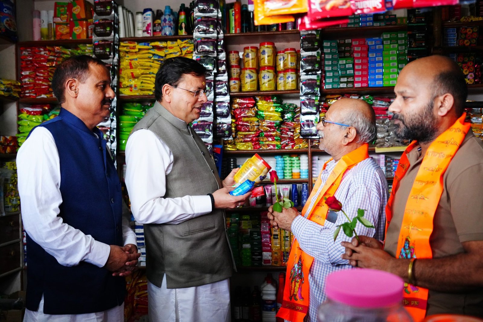 मुख्यमंत्री पुष्कर सिंह धामी ने ‘स्वदेशी अपनाओ’ और GST की नई दरों के लिए चलाया जागरूकता अभियान