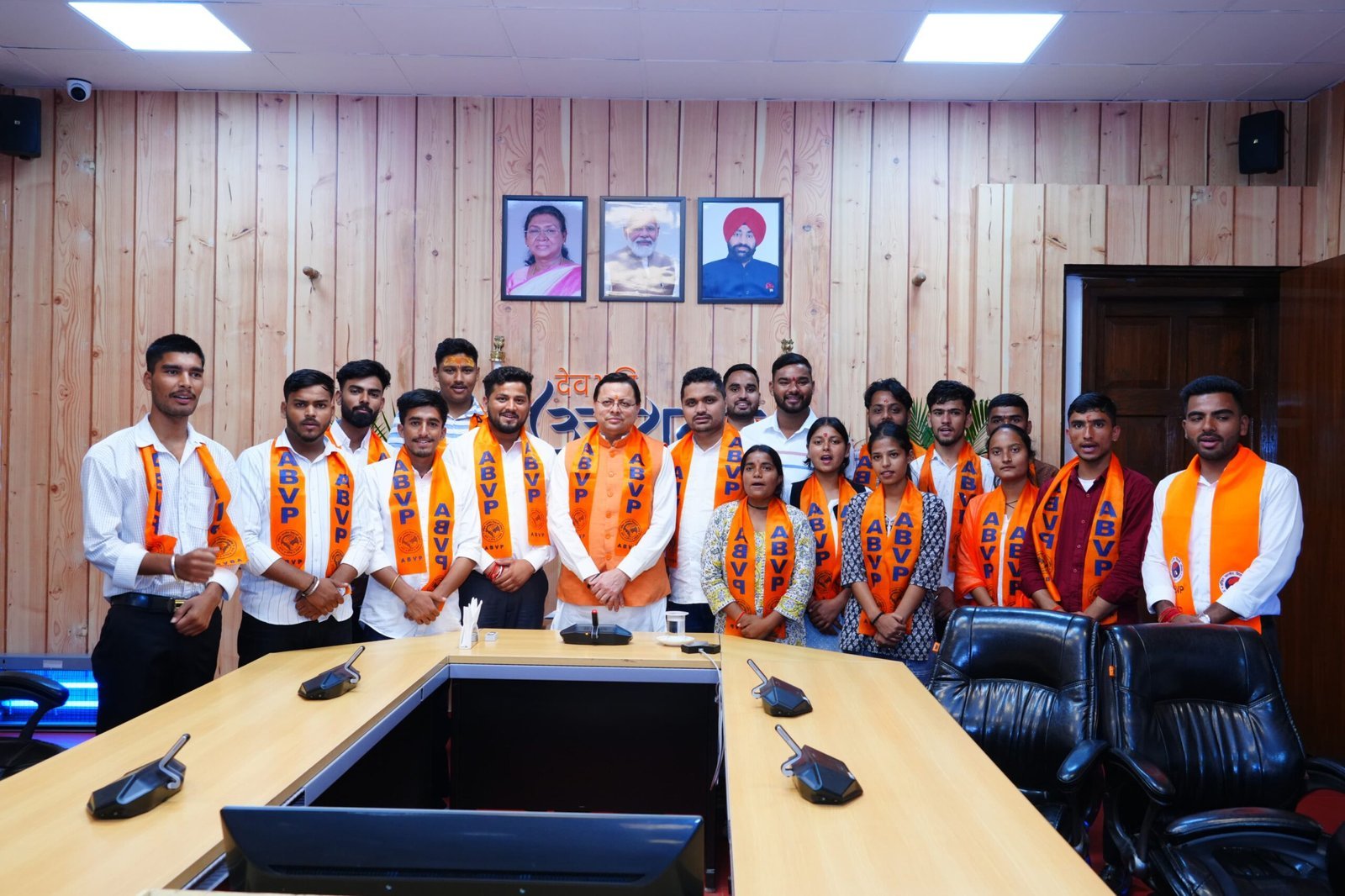 मुख्यमंत्री धामी ने ABVP के विजयी प्रत्याशियों को दी बधाई, कहा- युवा शक्ति लाएगी समाज में सकारात्मक बदलाव