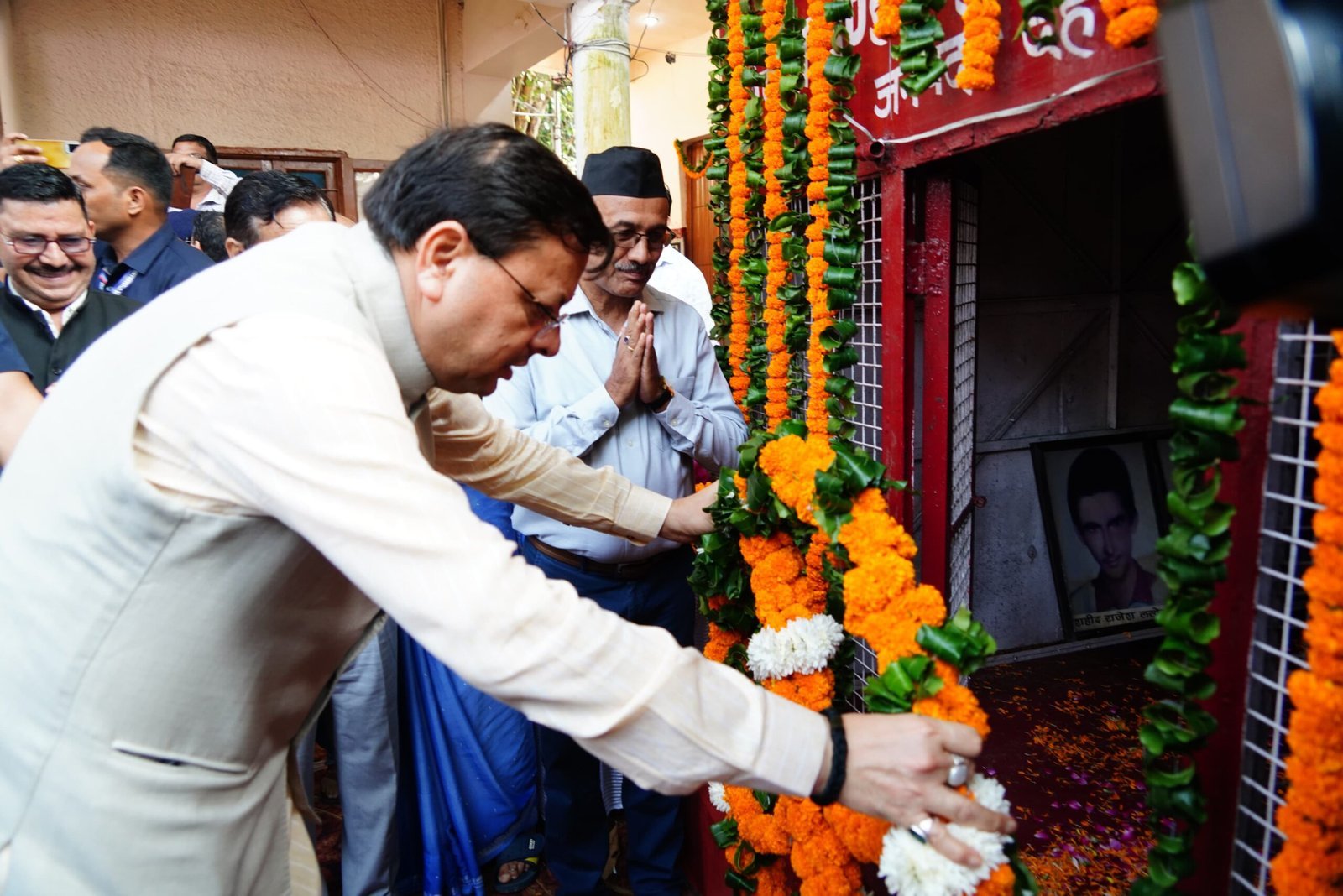 शहीदों के सपनों का उत्तराखंड बनाएंगे: सीएम धामी ने राज्य आंदोलनकारी शहीदों को दी श्रद्धांजलि
