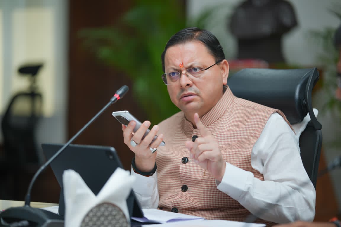 शिकायतकर्ता की संतुष्टि को मानक बनाकर किया जाए समस्याओं का निस्तारण – मुख्यमंत्री,मुख्यमंत्री पुष्कर सिंह धामी ने सीएम हेल्पलाइन 1905 की समीक्षा में दिए निर्देश।