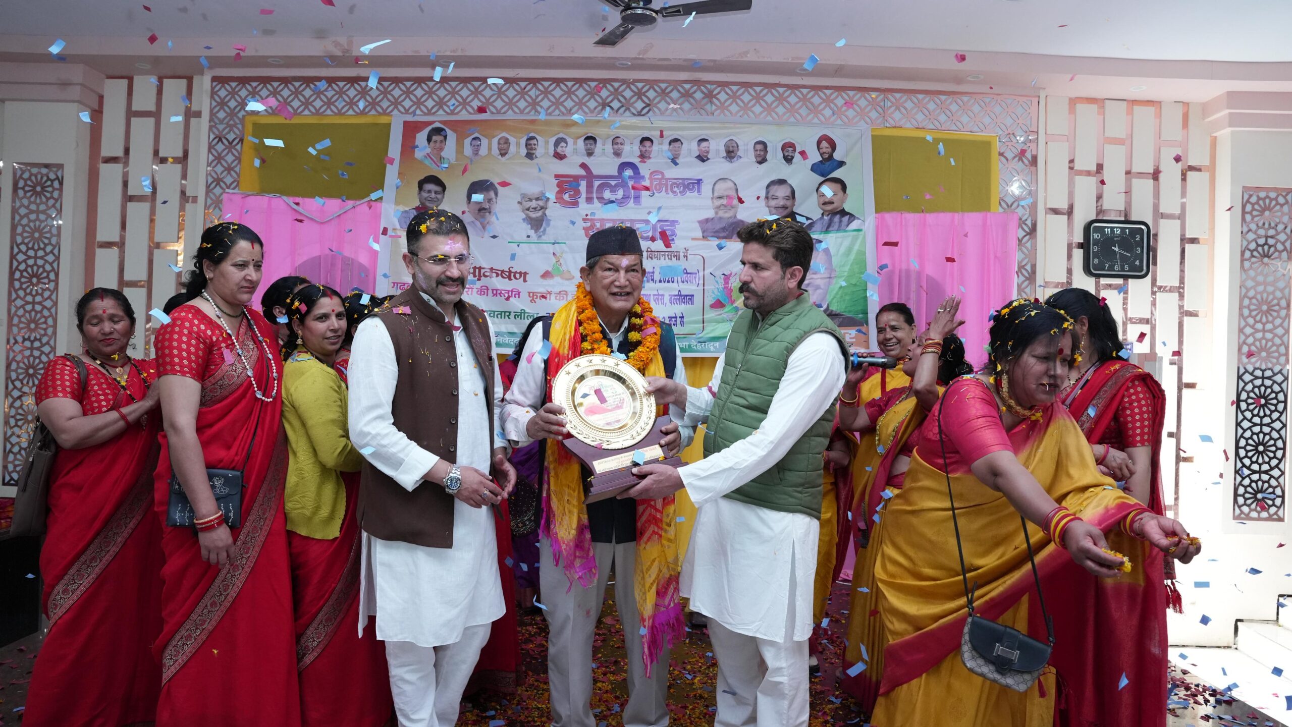 ब्रज की फूलों की होली और गढ़वाल की लोकधुनों का संगम, कैंट विधानसभा में सजी रंगों की अनूठी महफिल !