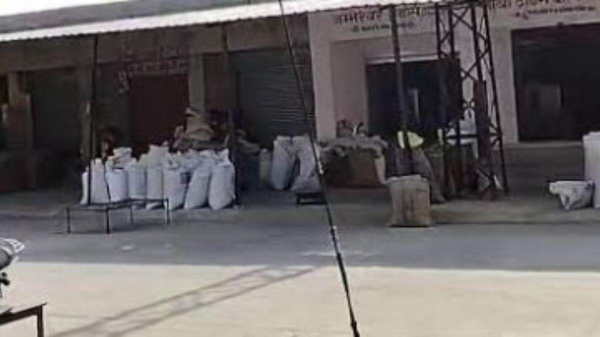 उत्तराखंड में करोड़ों की कृषि मंडी तैयार, लेकिन किसानों को नहीं मिल रहा बाजार