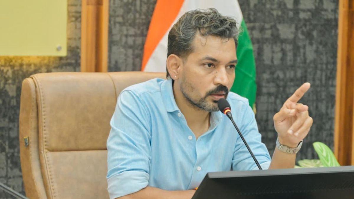 दुर्लभ बीमारियों से पीड़ित बच्चों के इलाज के लिए आगे आया जिला प्रशासन, मिली वित्तीय सहायता