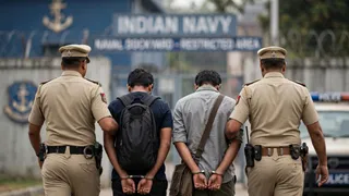 आंध्र प्रदेश में पाकिस्तान के लिए जासूसी का मामला, नौसेना कर्मी समेत दो गिरफ्तार