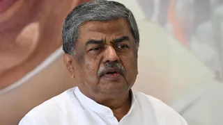 कर्नाटक कांग्रेस अध्यक्ष बीके हरिप्रसाद का बयान, संविधान रक्षा के लिए सीजेपी को मिलेगा फंड