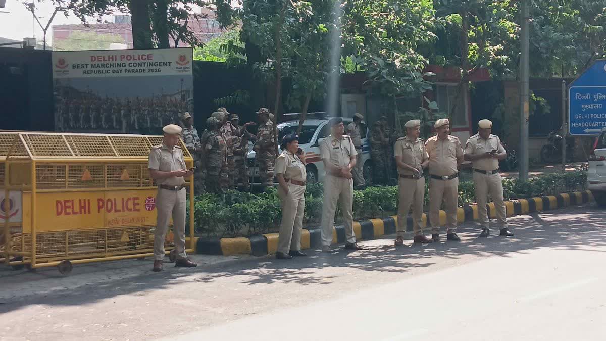 दिल्ली पुलिस की आर्थिक अपराध शाखा ने 18 करोड़ से अधिक की ठगी के आरोपी को मुंबई से दबोचा