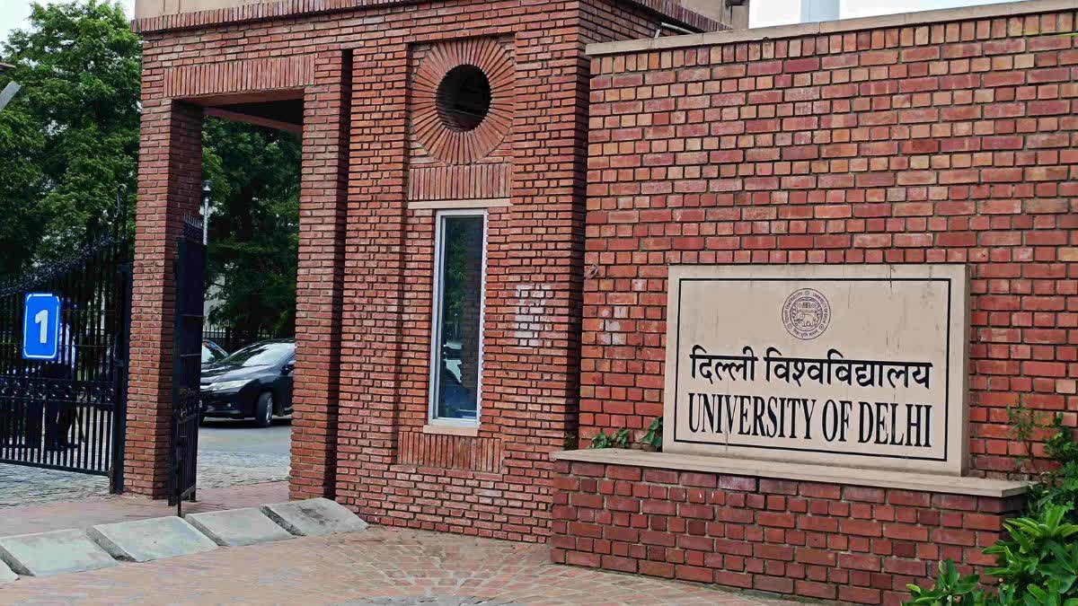 दिल्ली विश्वविद्यालय में छात्राओं की सुरक्षा के लिए उठाए जाएंगे कड़े कदम