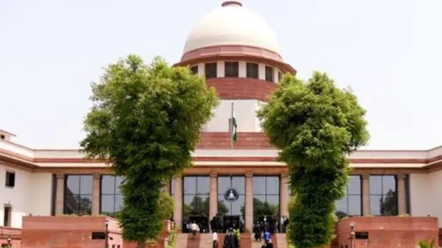 दिल्ली हाई कोर्ट के पास सड़क सुरक्षा पर सुप्रीम कोर्ट सख्त, अधिकारियों को दी चेतावनी