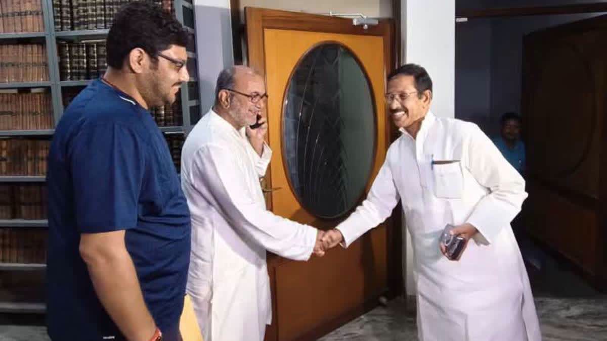पश्चिम बंगाल में स्थानीय निकाय चुनाव से पहले राजनीतिक हलचल तेज, संभावित समीकरणों पर चर्चा