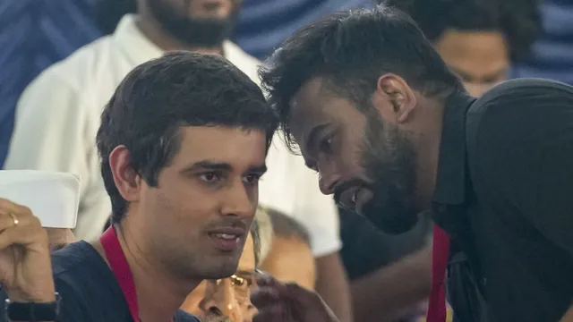 यूट्यूबर ध्रुव राठी के प्रदर्शन में शामिल होने पर गृह मंत्रालय से जांच की मांग