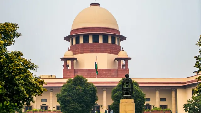 सुप्रीम कोर्ट ने 1.30 करोड़ रुपये के धोखाधड़ी मामले में महिला को दी अग्रिम जमानत