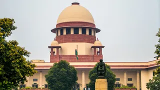 सुप्रीम कोर्ट ने 1.30 करोड़ रुपये के धोखाधड़ी मामले में महिला को दी अग्रिम जमानत